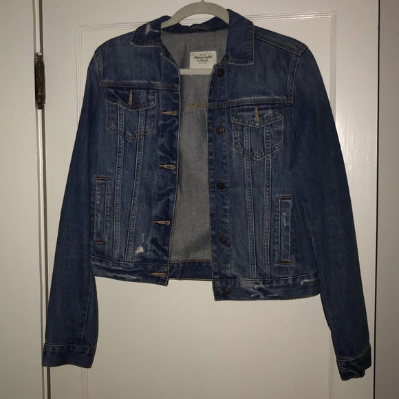 Classic Denim Jacket - Picture 1 of 3